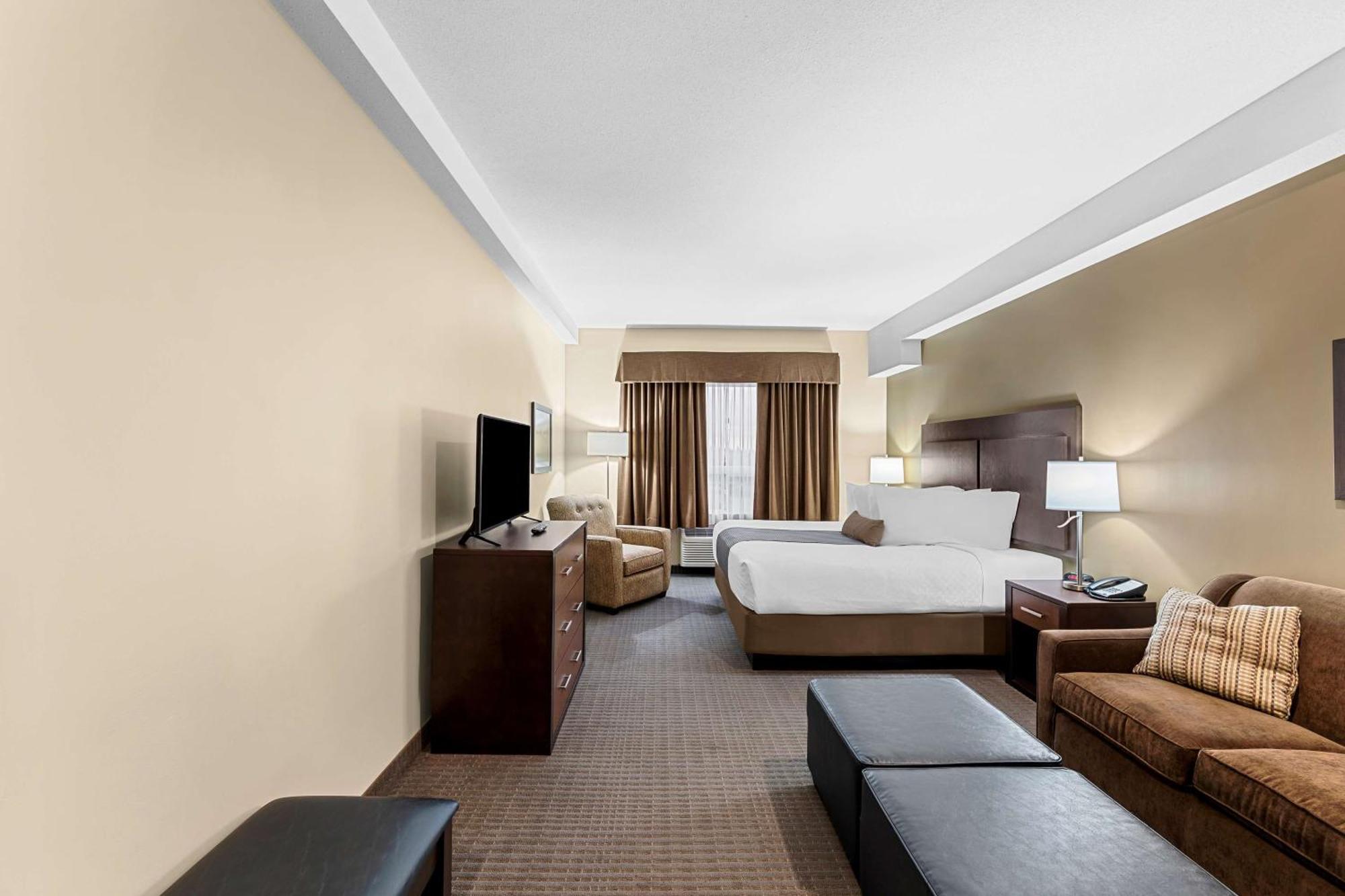 Best Western Plus Lacombe Inn&Suites Exterior foto